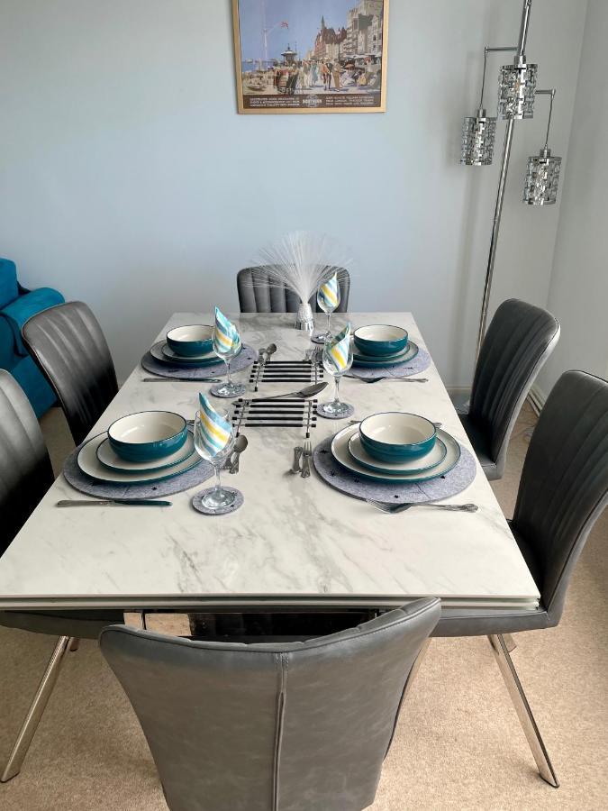 Seascape With Outstanding Sea Views Apartment Brighton Bagian luar foto