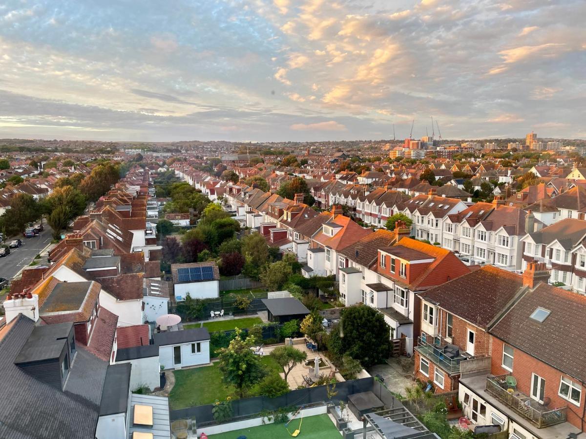 Seascape With Outstanding Sea Views Apartment Brighton Bagian luar foto