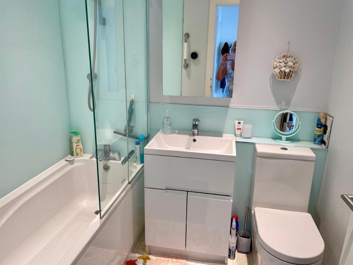 Seascape With Outstanding Sea Views Apartment Brighton Bagian luar foto