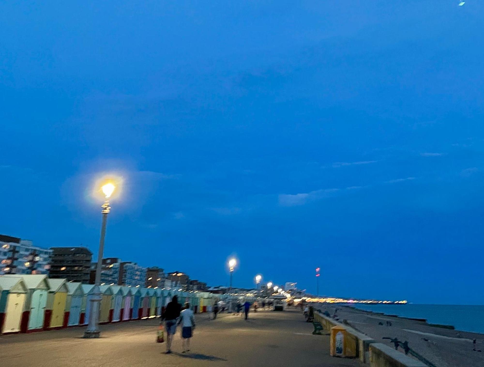 Seascape With Outstanding Sea Views Apartment Brighton Bagian luar foto