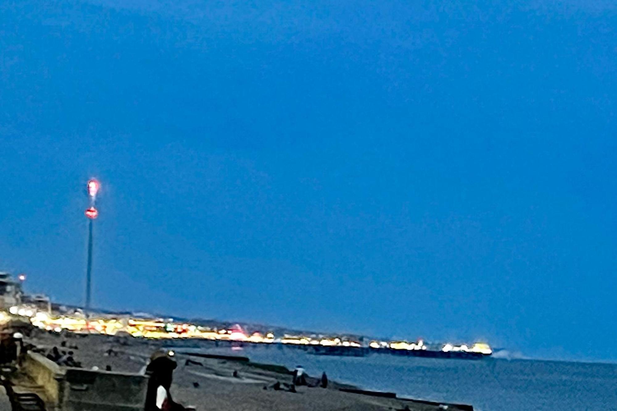Seascape With Outstanding Sea Views Apartment Brighton Bagian luar foto